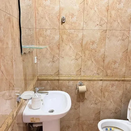 Apartment на проспекті шевченка зі своїм двориком 2 кімнатна Odesa